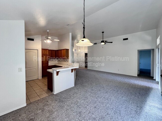 Building Photo - 2669 Alamos Ave
