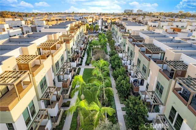 Building Photo - 657 Wedge