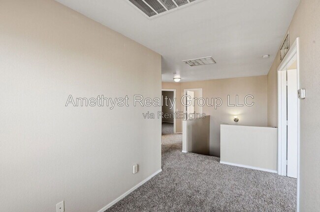Building Photo - 5931 W Albeniz Pl