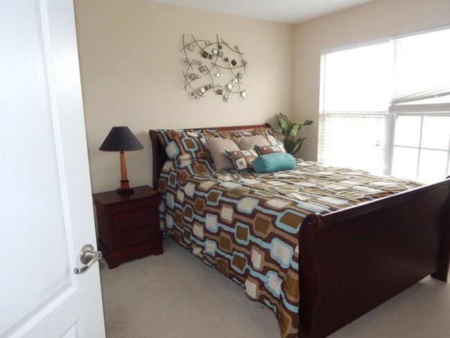 Building Photo - 424 Sheltered Cove Court