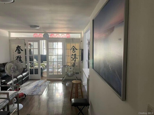 Building Photo - 137-40 45th Ave