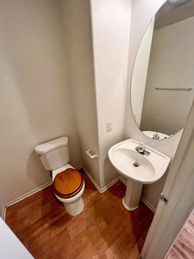 Building Photo - Montego Bay 2 bedroom Condo with AMAZING v...