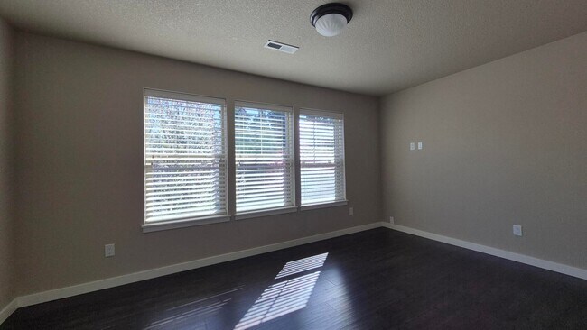 Building Photo - Come see this newly renovated home!