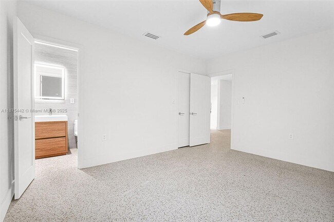 Building Photo - 341 NW 43rd St