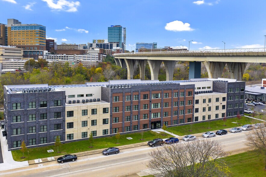 The Oliver 908 Oliver Hill Way Richmond VA 23219 Apartment Finder