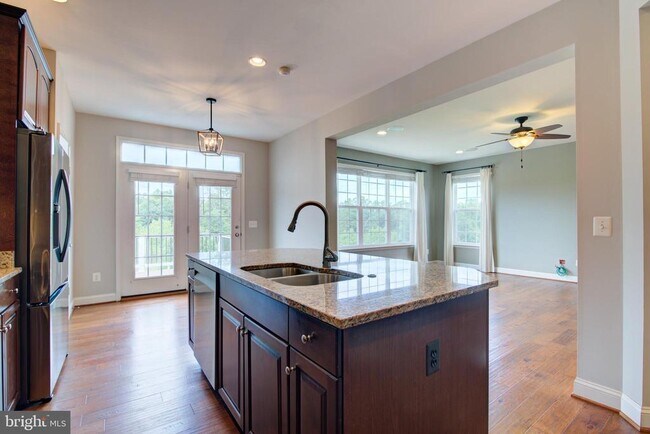 Building Photo - 13481 Arcadian Dr