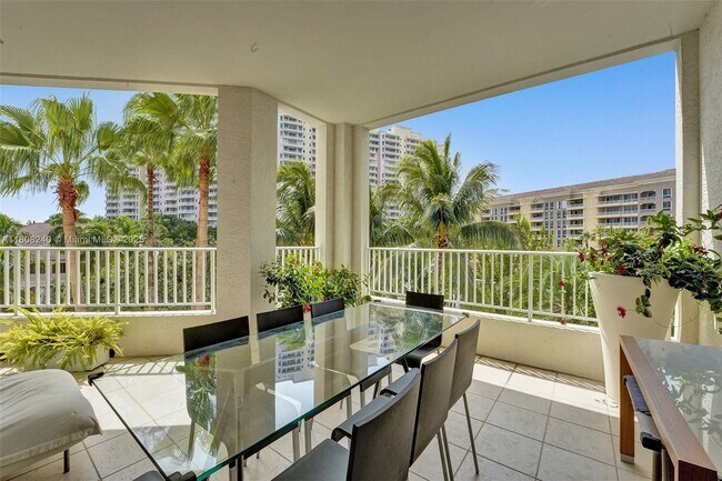 Building Photo - 715 Crandon Blvd