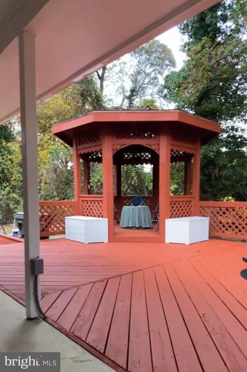 Building Photo - 1570 Overlook Dr