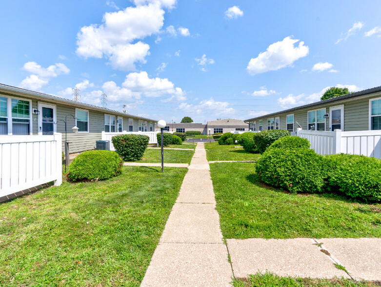 Primary Photo - Barbara Lane Apartments