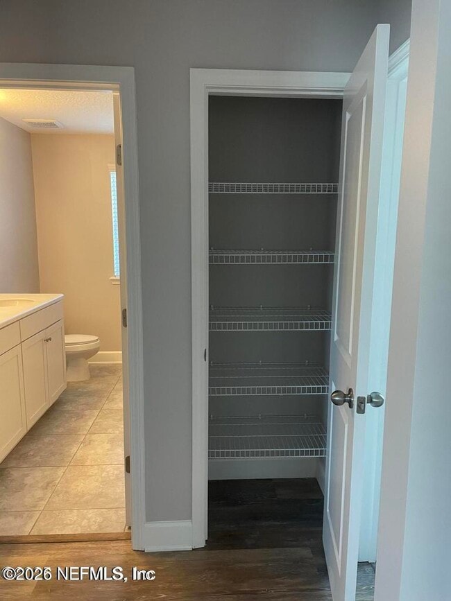 Building Photo - 142 Jackrabbit Trl