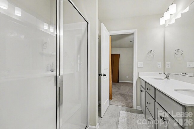 Building Photo - 9028 Stoney Waters Ct