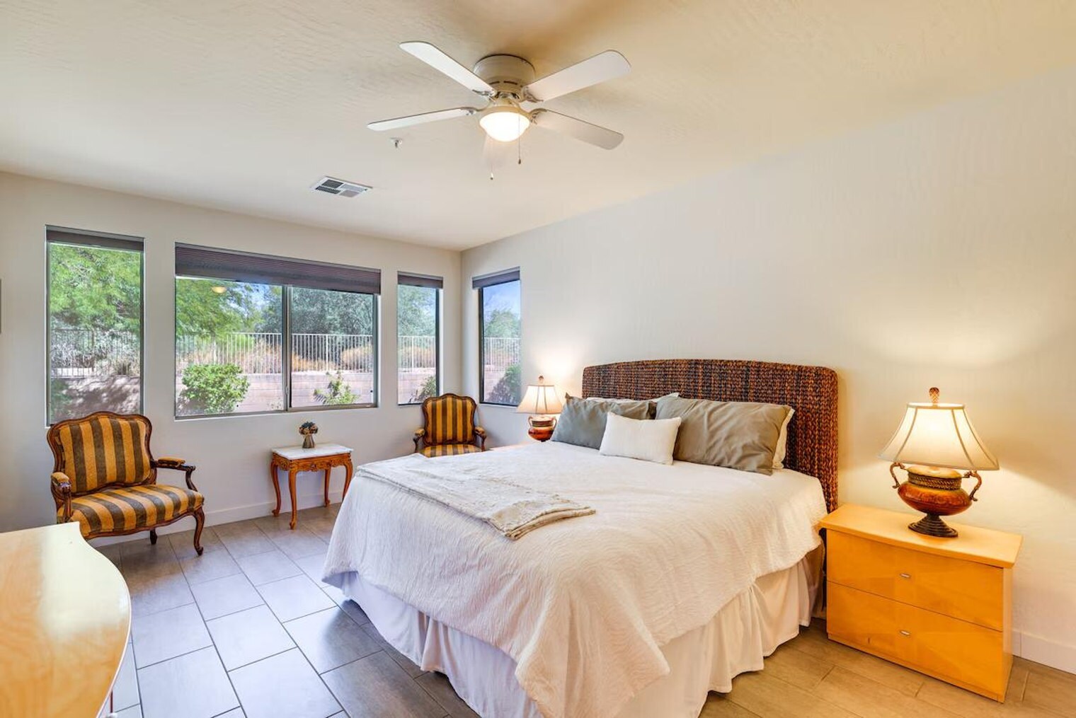 Building Photo - 7316 E Whispering Wind Dr