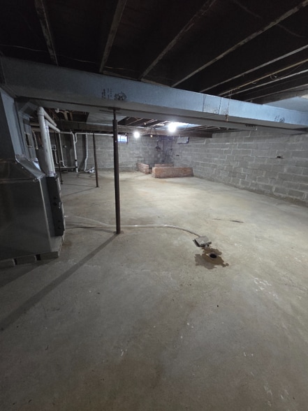 Building Photo - 301 Palmer Ave