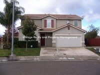 Building Photo - Updated 4 Bedroom Two Story Home That Is B...