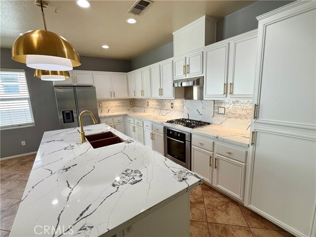 Building Photo - 62615 S Starcross Dr