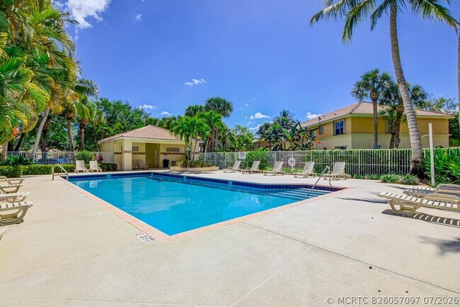 Building Photo - 446 Rainbow Springs Terrace