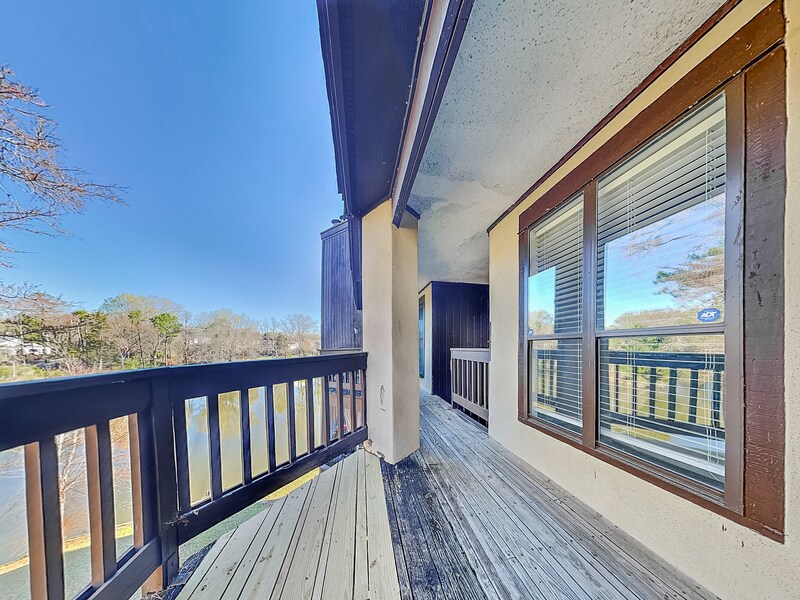 Building Photo - 8155 Cedar Glen Dr