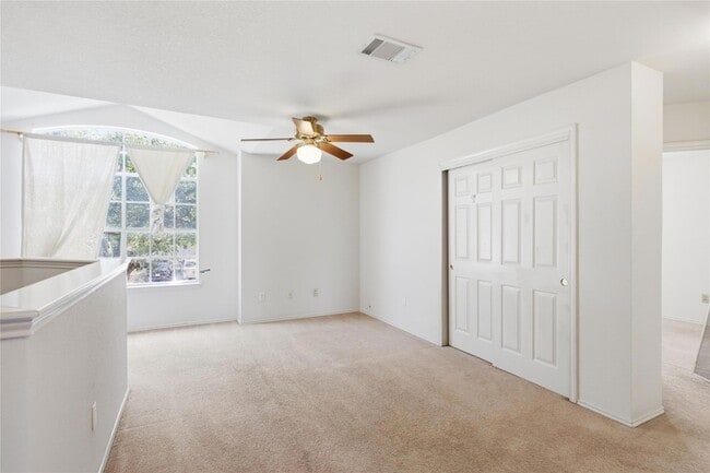 Building Photo - 14704 Yora Dr