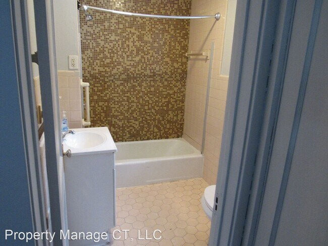 Building Photo - 4 br, 2 bath House - 170 Miller Street