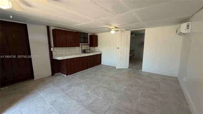 Building Photo - 16005 SW 107th Ct