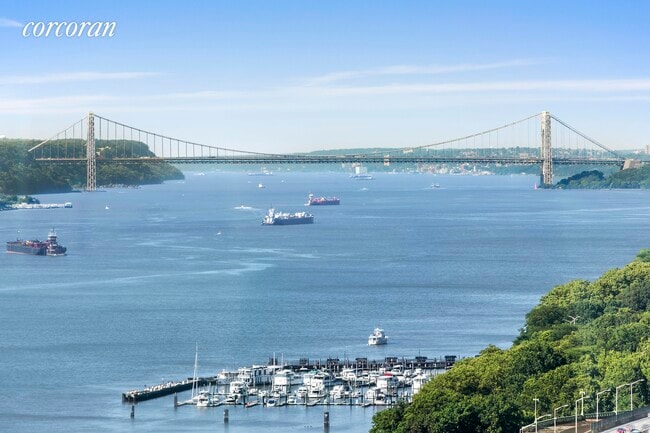 Building Photo - 30 Riverside Blvd