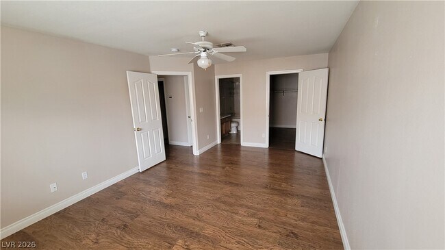 Building Photo - 453 Temple Canyon Pl