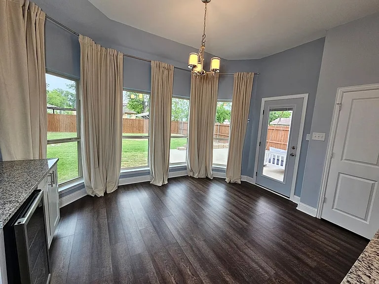 Building Photo - 3718 Harlingen St