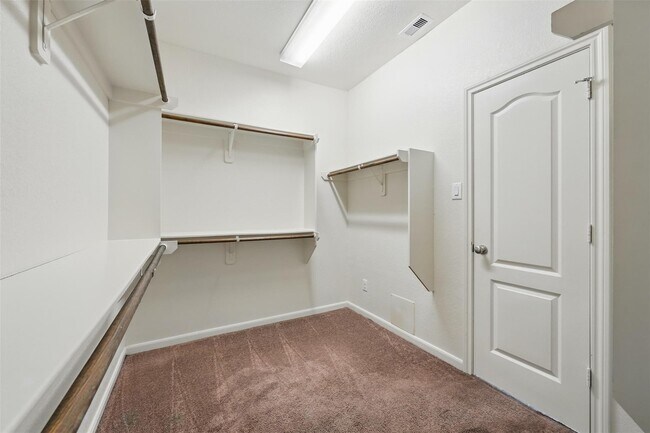 Building Photo - 29135 Brooks Valley Dr