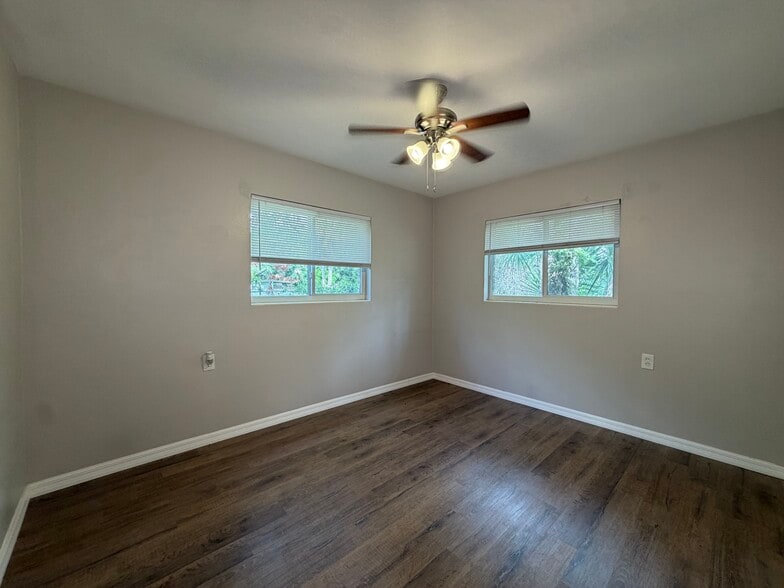 Building Photo - 58 Magnolia Dr