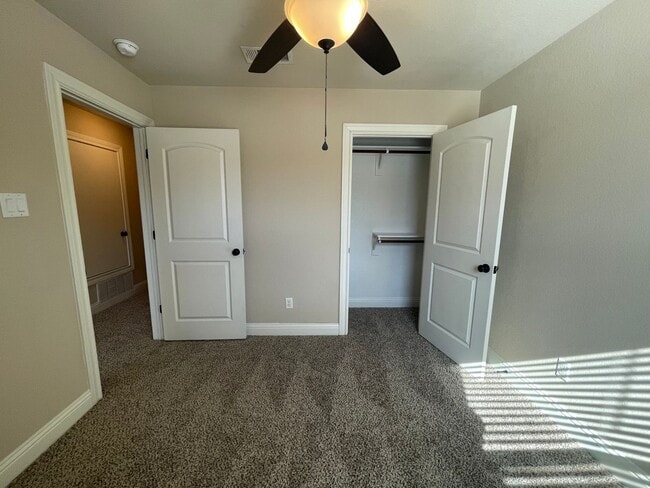 Building Photo - YOUR Dream Home is HERE! ~3 Bedroom 2.5 Ba...
