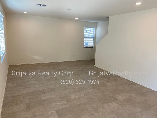 Building Photo - 4 Bed, 3 Bath House + Den + Loft in Gladden Farms * MOVE-IN SPECIAL* (Moore Rd/Tangerine Farms)