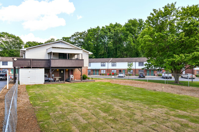 Outside Fairmeadow - Fairmeadow Townhomes