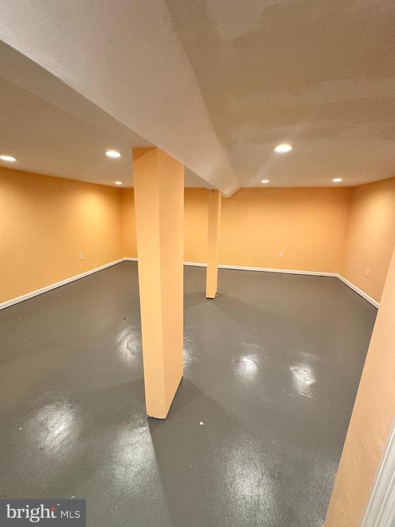 Building Photo - 245 Rome Ave