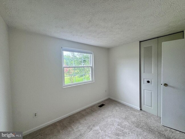 Building Photo - 3001 Gatepost Ln