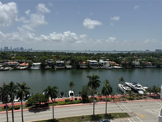 Building Photo - 5161 Collins Ave