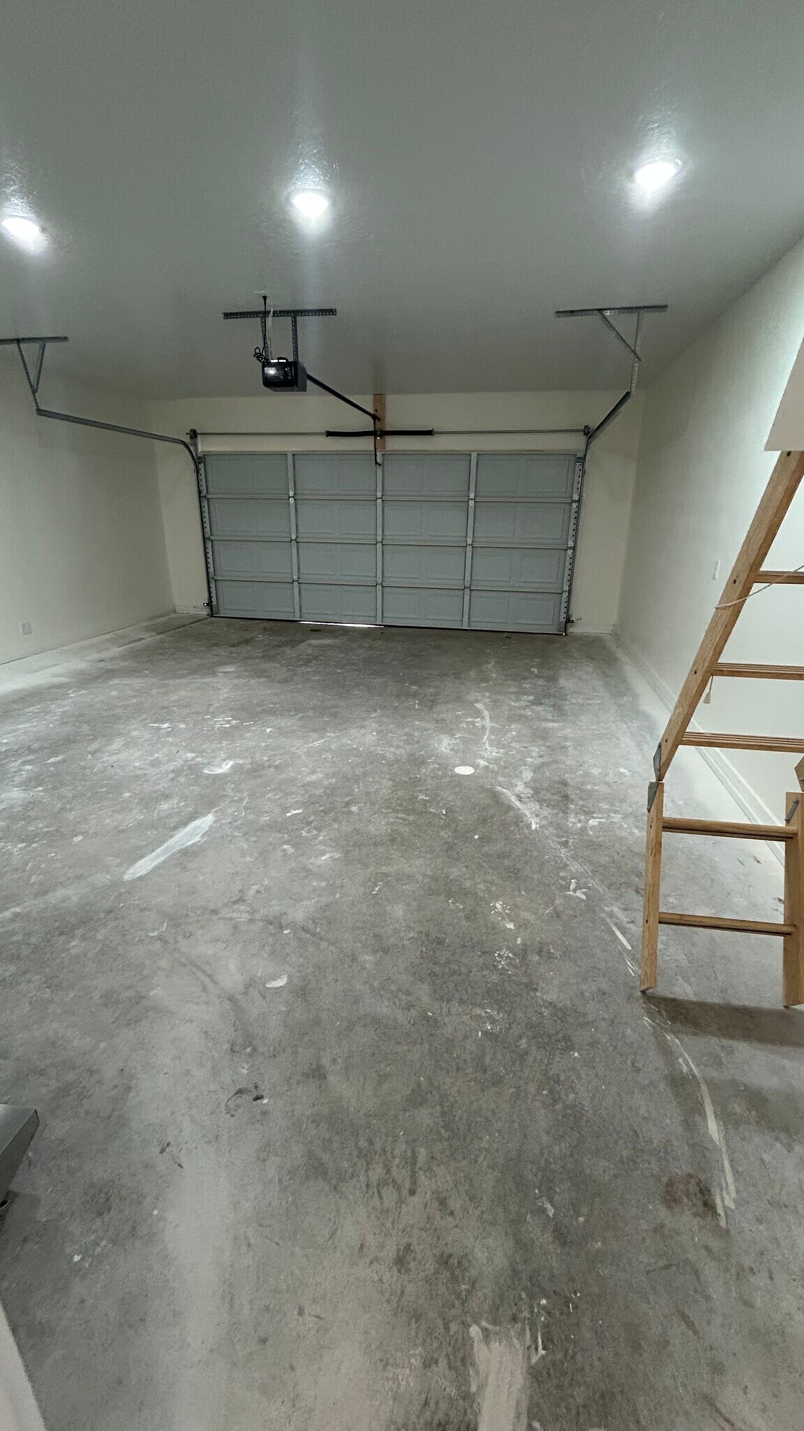 Building Photo - 7201 Texas Rd