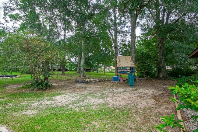 Building Photo - 12723 Pleasant Ridge Dr