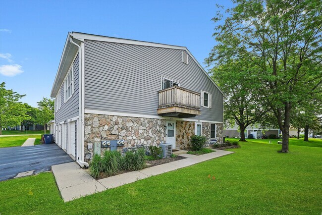 Building Photo - 1021 Brunswick Harbor