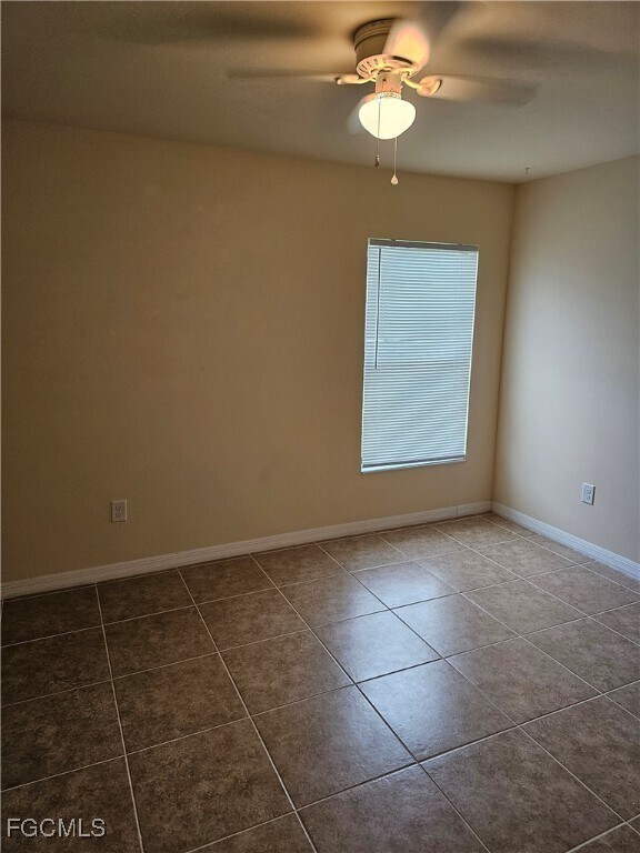 Building Photo - 3935 Chiquita Blvd S