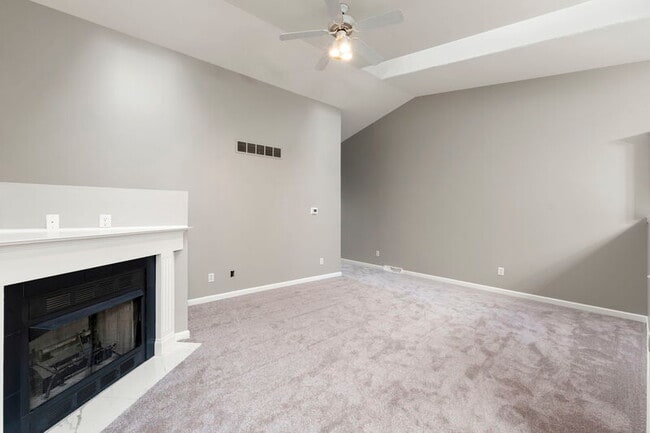 Building Photo - 1493 Stonefield Dr