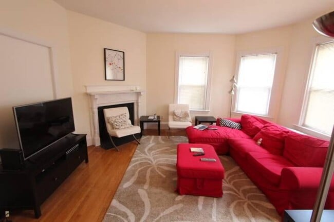 Primary Photo - 3.0 bedroom in Cambridge Massachusetts 02139