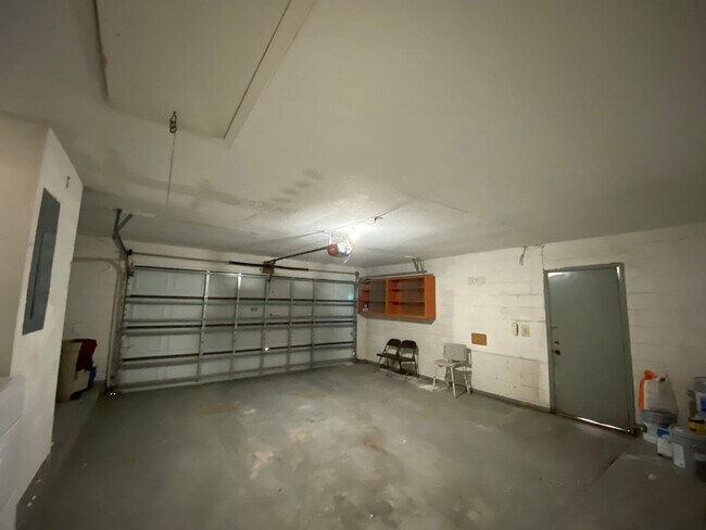 Building Photo - Totally refurbished three bedroom, two bat...