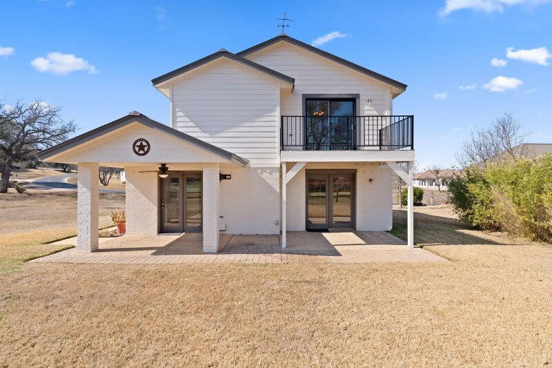 Building Photo - 1210 Sunray