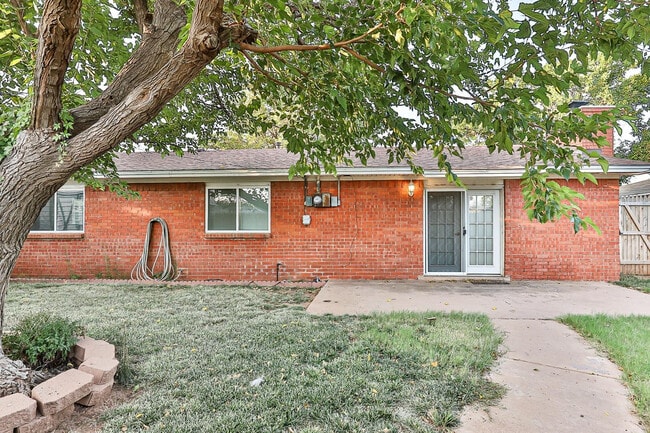 Building Photo - 5506 37th St