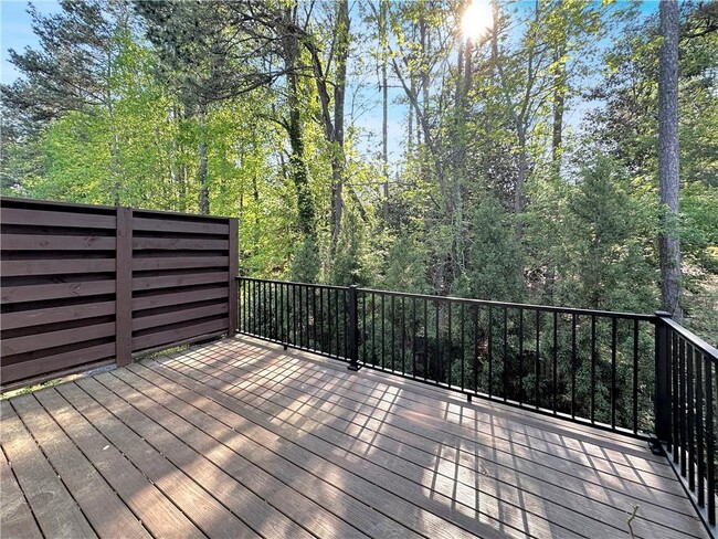 Building Photo - 4154 Wisconsin Dr