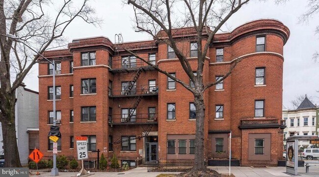 Building Photo - 5 Rhode Island Ave NW