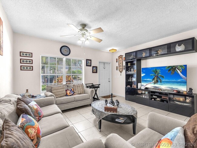 Building Photo - 9850 NW 57th Manor
