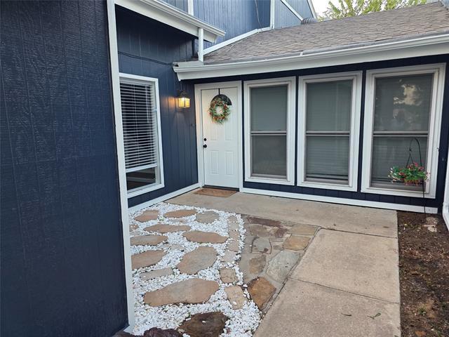 Building Photo - 709 Cain Dr
