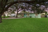 Building Photo - 1424 Willow Rd