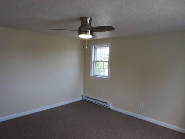 Building Photo - 75 Cabot St